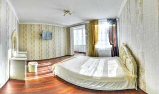 Апартаменты Apartment - Bandery Street Трускавец Апартаменты с видом на горы-13